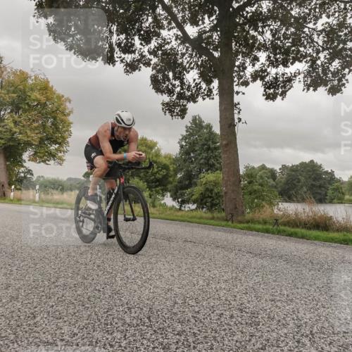30.08.2026 - Elbe Triathlon Hamburg Michael Burmester http://msf.ph/oto/10040597 30.08.2026 08:59:35 Radfahren 222, 229, 238, 245, 263, 298, 325, 367 meine-sportfotos.de