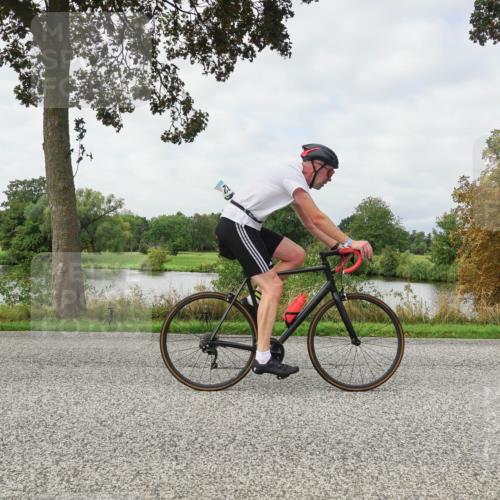 30.08.2026 - Elbe Triathlon Hamburg Michael Burmester http://msf.ph/oto/10040609 30.08.2026 10:55:09 Radfahren 978, 1095, 1181, 1219, 1292, 1350 meine-sportfotos.de