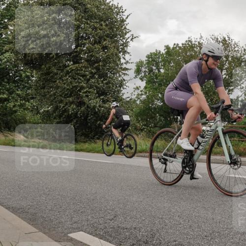 30.08.2026 - Elbe Triathlon Hamburg Michael Burmester http://msf.ph/oto/10040623 30.08.2026 14:15:11 Radfahren 160, 167 meine-sportfotos.de