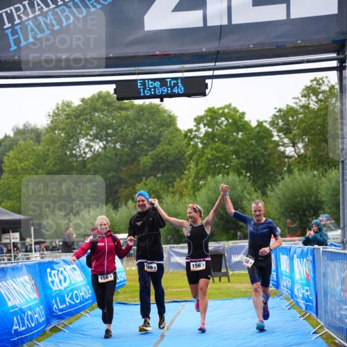 30.08.2026 - Elbe Triathlon Hamburg LAZAROV Photography http://msf.ph/oto/10040655 30.08.2026 16:09:40 Ziel  meine-sportfotos.de