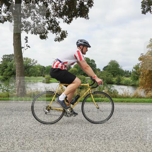 30.08.2026 - Elbe Triathlon Hamburg Michael Burmester http://msf.ph/oto/10040656 30.08.2026 10:55:29 Radfahren 1018, 1198, 1238, 1270, 1274, 1440 meine-sportfotos.de
