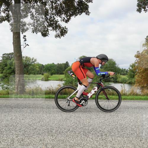 30.08.2026 - Elbe Triathlon Hamburg Michael Burmester http://msf.ph/oto/10040680 30.08.2026 10:55:50 Radfahren 975, 1138, 1206, 1252, 1422, 1441 meine-sportfotos.de