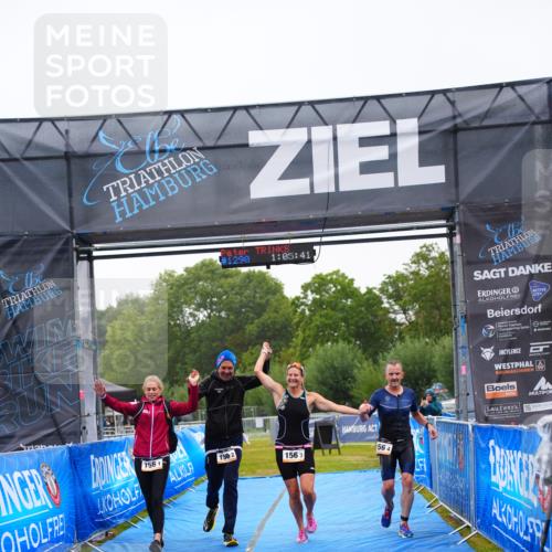 30.08.2026 - Elbe Triathlon Hamburg LAZAROV Photography http://msf.ph/oto/10040704 30.08.2026 16:09:41 Ziel  meine-sportfotos.de