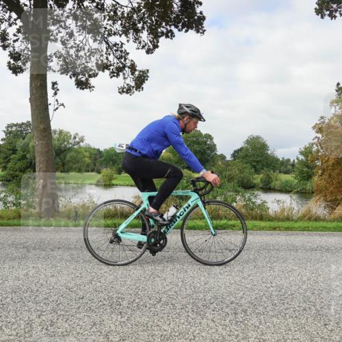 30.08.2026 - Elbe Triathlon Hamburg Michael Burmester http://msf.ph/oto/10040707 30.08.2026 10:56:27 Radfahren 1294, 1439, 1447 meine-sportfotos.de