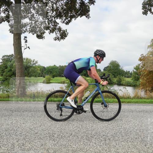 30.08.2026 - Elbe Triathlon Hamburg Michael Burmester http://msf.ph/oto/10040763 30.08.2026 10:56:53 Radfahren 942, 1026, 1126, 1193, 1281 meine-sportfotos.de