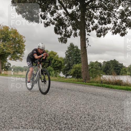 30.08.2026 - Elbe Triathlon Hamburg Michael Burmester http://msf.ph/oto/10040771 30.08.2026 09:00:52 Radfahren 297, 343, 384, 393 meine-sportfotos.de