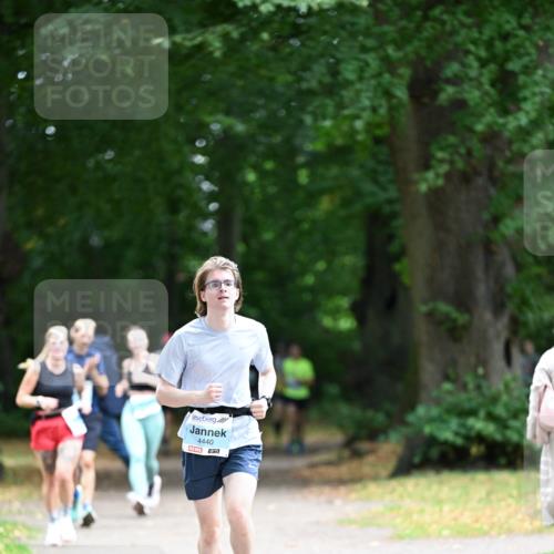 30.08.2026 - Blankeneser Heldenlauf Dr. Thomas Lammeyer http://msf.ph/oto/10040772 30.08.2026 11:15:54 Laufen 4440 meine-sportfotos.de