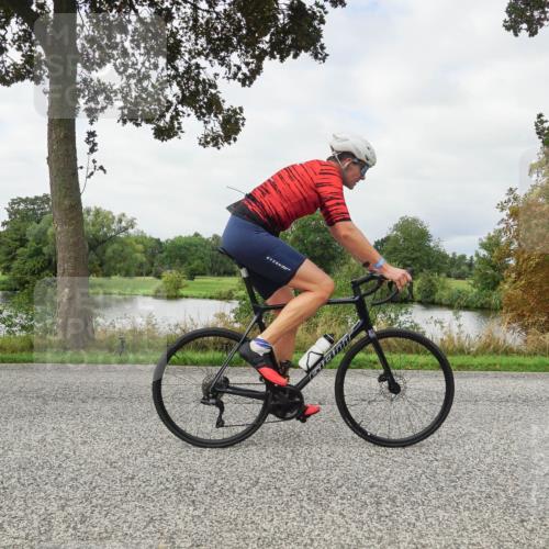 30.08.2026 - Elbe Triathlon Hamburg Michael Burmester http://msf.ph/oto/10040792 30.08.2026 10:57:06 Radfahren 1064, 1151, 1178, 1284, 1444 meine-sportfotos.de
