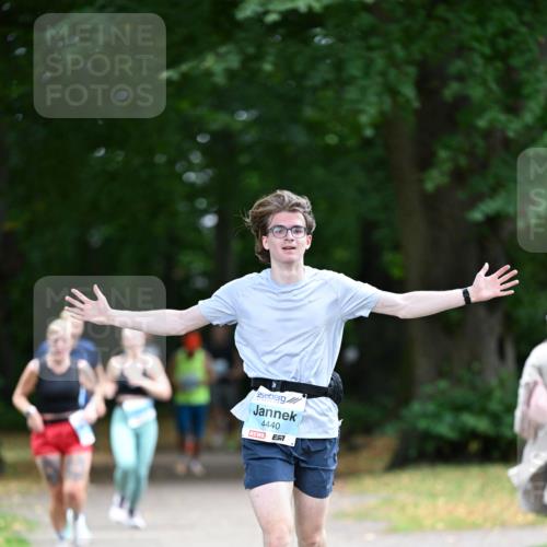 30.08.2026 - Blankeneser Heldenlauf Dr. Thomas Lammeyer http://msf.ph/oto/10040799 30.08.2026 11:15:55 Laufen 4440 meine-sportfotos.de