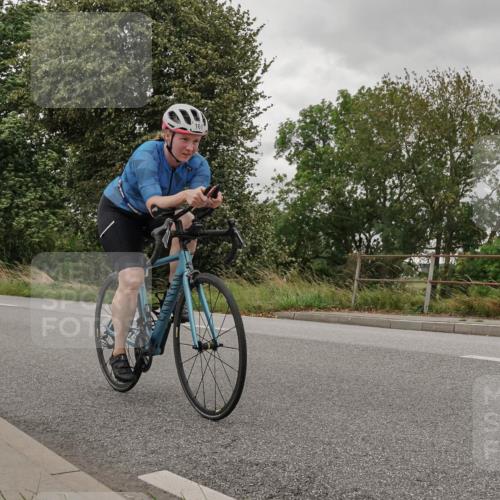 30.08.2026 - Elbe Triathlon Hamburg Michael Burmester http://msf.ph/oto/10040803 30.08.2026 14:16:25 Radfahren 146, 161 meine-sportfotos.de