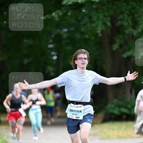 30.08.2026 - Blankeneser Heldenlauf Dr. Thomas Lammeyer http://msf.ph/oto/10040806 30.08.2026 11:15:55 Laufen 4440, 7 meine-sportfotos.de