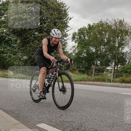 30.08.2026 - Elbe Triathlon Hamburg Michael Burmester http://msf.ph/oto/10040820 30.08.2026 14:16:35 Radfahren 151, 173 meine-sportfotos.de