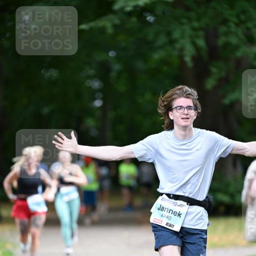 30.08.2026 - Blankeneser Heldenlauf Dr. Thomas Lammeyer http://msf.ph/oto/10040827 30.08.2026 11:15:56 Laufen 4440 meine-sportfotos.de