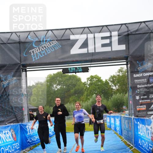 30.08.2026 - Elbe Triathlon Hamburg LAZAROV Photography http://msf.ph/oto/10040831 30.08.2026 16:11:09 Ziel  meine-sportfotos.de