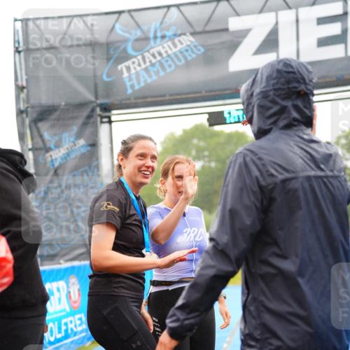 30.08.2026 - Elbe Triathlon Hamburg LAZAROV Photography http://msf.ph/oto/10040852 30.08.2026 16:11:17 Ziel  meine-sportfotos.de