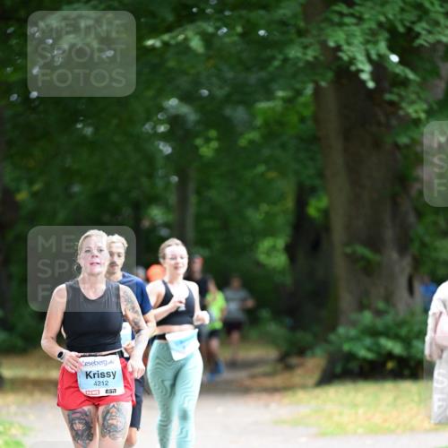 30.08.2026 - Blankeneser Heldenlauf Dr. Thomas Lammeyer http://msf.ph/oto/10040879 30.08.2026 11:15:59 Laufen 4212, 7 meine-sportfotos.de