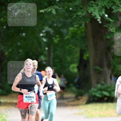 30.08.2026 - Blankeneser Heldenlauf Dr. Thomas Lammeyer http://msf.ph/oto/10040881 30.08.2026 11:15:59 Laufen 4212, 51 meine-sportfotos.de