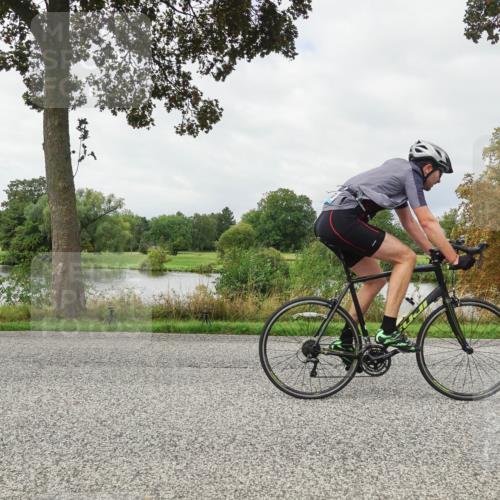 30.08.2026 - Elbe Triathlon Hamburg Michael Burmester http://msf.ph/oto/10040899 30.08.2026 10:58:48 Radfahren 1051, 1434 meine-sportfotos.de