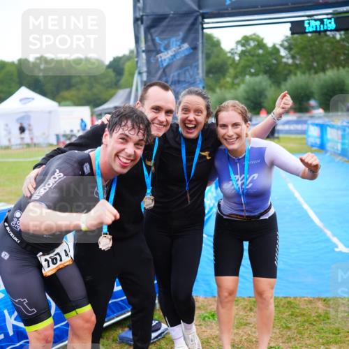 30.08.2026 - Elbe Triathlon Hamburg LAZAROV Photography http://msf.ph/oto/10040901 30.08.2026 16:11:59 Ziel  meine-sportfotos.de