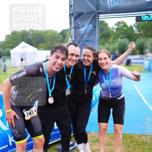 30.08.2026 - Elbe Triathlon Hamburg LAZAROV Photography http://msf.ph/oto/10040936 30.08.2026 16:12:00 Ziel  meine-sportfotos.de