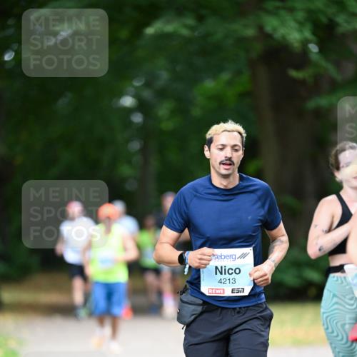 30.08.2026 - Blankeneser Heldenlauf Dr. Thomas Lammeyer http://msf.ph/oto/10040947 30.08.2026 11:16:02 Laufen 4213, 7 meine-sportfotos.de
