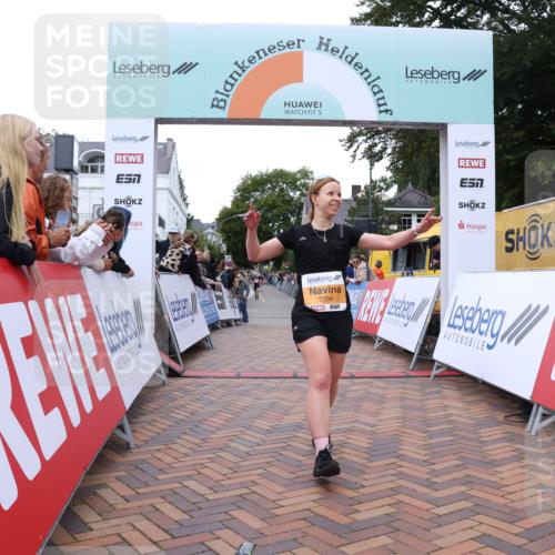 30.08.2026 - Blankeneser Heldenlauf Lena Gebhardt http://msf.ph/oto/10040957 30.08.2026 11:46:07 Ziel 2294, 2865 meine-sportfotos.de