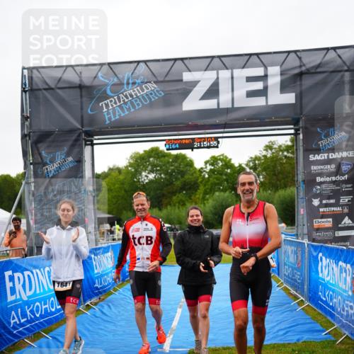 30.08.2026 - Elbe Triathlon Hamburg LAZAROV Photography http://msf.ph/oto/10041001 30.08.2026 16:15:55 Ziel  meine-sportfotos.de