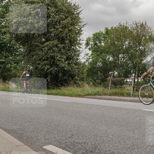 30.08.2026 - Elbe Triathlon Hamburg Michael Burmester http://msf.ph/oto/10041014 30.08.2026 14:17:55 Radfahren  meine-sportfotos.de