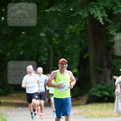 30.08.2026 - Blankeneser Heldenlauf Dr. Thomas Lammeyer http://msf.ph/oto/10041018 30.08.2026 11:16:05 Laufen 4001 meine-sportfotos.de