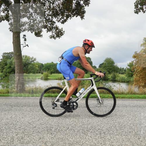 30.08.2026 - Elbe Triathlon Hamburg Michael Burmester http://msf.ph/oto/10041024 30.08.2026 11:00:14 Radfahren 992, 1214, 1249, 1333, 1369 meine-sportfotos.de