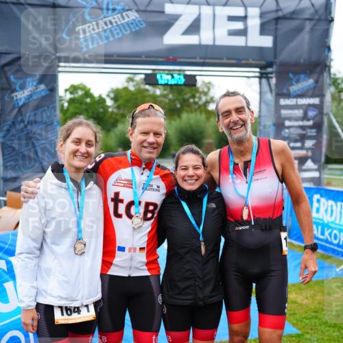 30.08.2026 - Elbe Triathlon Hamburg LAZAROV Photography http://msf.ph/oto/10041031 30.08.2026 16:16:17 Ziel  meine-sportfotos.de