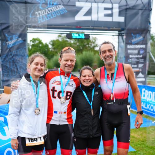 30.08.2026 - Elbe Triathlon Hamburg LAZAROV Photography http://msf.ph/oto/10041034 30.08.2026 16:16:17 Ziel  meine-sportfotos.de