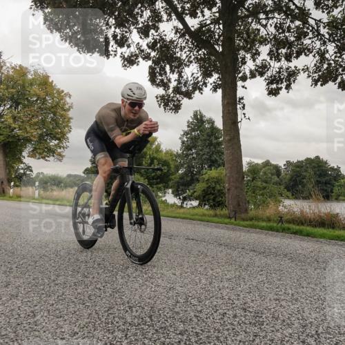 30.08.2026 - Elbe Triathlon Hamburg Michael Burmester http://msf.ph/oto/10041069 30.08.2026 09:02:55 Radfahren 186, 220, 226, 259 meine-sportfotos.de