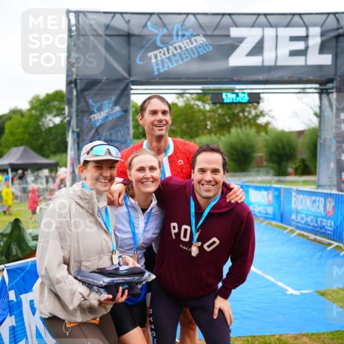 30.08.2026 - Elbe Triathlon Hamburg LAZAROV Photography http://msf.ph/oto/10041078 30.08.2026 16:17:27 Ziel  meine-sportfotos.de
