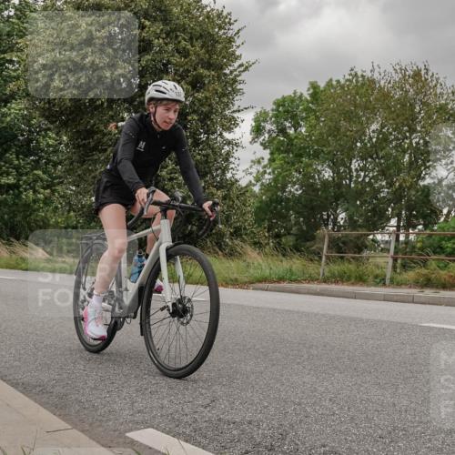 30.08.2026 - Elbe Triathlon Hamburg Michael Burmester http://msf.ph/oto/10041087 30.08.2026 14:18:22 Radfahren 137, 150, 152, 178 meine-sportfotos.de