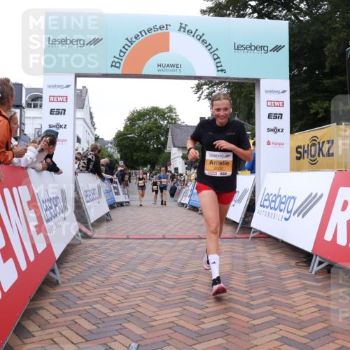 30.08.2026 - Blankeneser Heldenlauf Lena Gebhardt http://msf.ph/oto/10041121 30.08.2026 11:46:24 Ziel 2097, 2321, 2413, 2532 meine-sportfotos.de