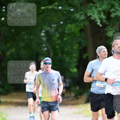 30.08.2026 - Blankeneser Heldenlauf Dr. Thomas Lammeyer http://msf.ph/oto/10041138 30.08.2026 11:16:11 Laufen 4323, 7, 4322 meine-sportfotos.de