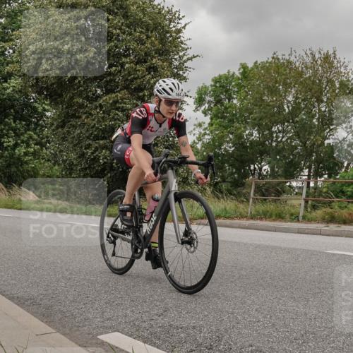 30.08.2026 - Elbe Triathlon Hamburg Michael Burmester http://msf.ph/oto/10041153 30.08.2026 14:18:47 Radfahren 130, 164 meine-sportfotos.de