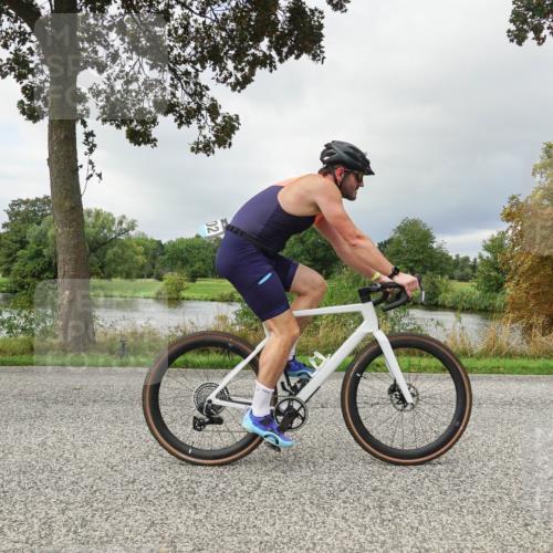 30.08.2026 - Elbe Triathlon Hamburg Michael Burmester http://msf.ph/oto/10041156 30.08.2026 11:02:14 Radfahren 1162, 1202, 1423 meine-sportfotos.de