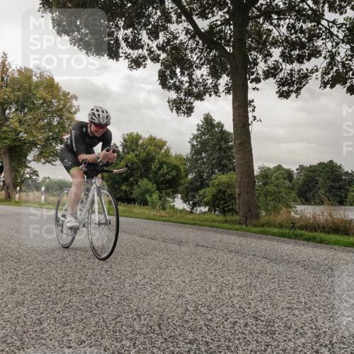 30.08.2026 - Elbe Triathlon Hamburg Michael Burmester http://msf.ph/oto/10041167 30.08.2026 09:03:56 Radfahren 208, 381 meine-sportfotos.de
