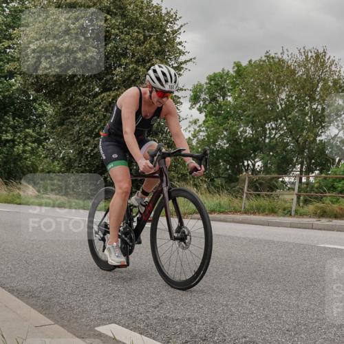 30.08.2026 - Elbe Triathlon Hamburg Michael Burmester http://msf.ph/oto/10041187 30.08.2026 14:19:00 Radfahren  meine-sportfotos.de