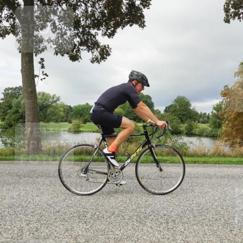 30.08.2026 - Elbe Triathlon Hamburg Michael Burmester http://msf.ph/oto/10041190 30.08.2026 11:02:40 Radfahren 1205, 1226 meine-sportfotos.de