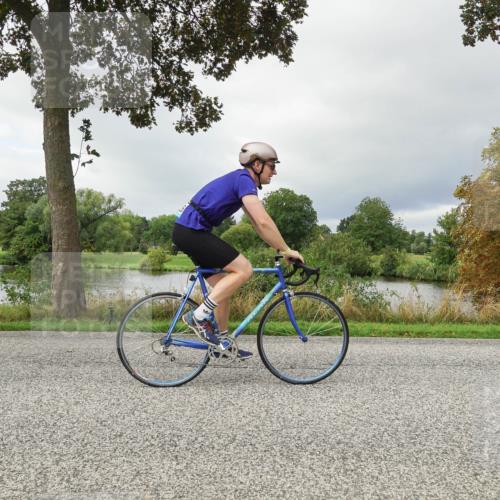 30.08.2026 - Elbe Triathlon Hamburg Michael Burmester http://msf.ph/oto/10041197 30.08.2026 11:02:41 Radfahren 1205, 1226, 1412 meine-sportfotos.de