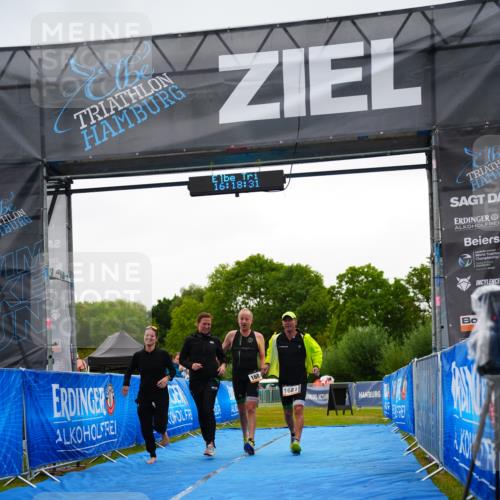 30.08.2026 - Elbe Triathlon Hamburg LAZAROV Photography http://msf.ph/oto/10041200 30.08.2026 16:18:30 Ziel  meine-sportfotos.de
