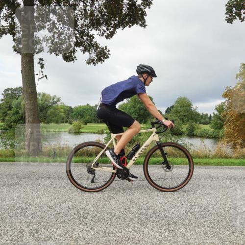 30.08.2026 - Elbe Triathlon Hamburg Michael Burmester http://msf.ph/oto/10041207 30.08.2026 11:02:50 Radfahren 1412, 1448, 1450 meine-sportfotos.de