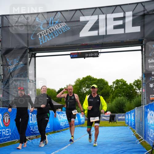30.08.2026 - Elbe Triathlon Hamburg LAZAROV Photography http://msf.ph/oto/10041222 30.08.2026 16:18:32 Ziel  meine-sportfotos.de