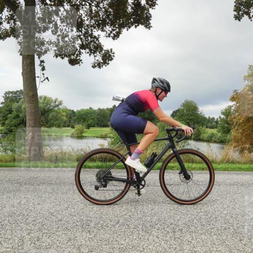 30.08.2026 - Elbe Triathlon Hamburg Michael Burmester http://msf.ph/oto/10041236 30.08.2026 11:03:09 Radfahren 1400 meine-sportfotos.de