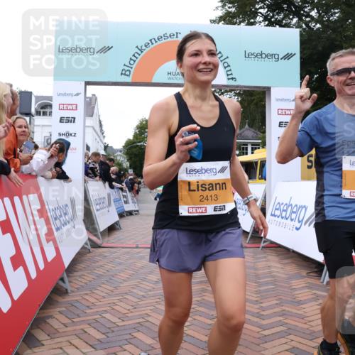 30.08.2026 - Blankeneser Heldenlauf Lena Gebhardt http://msf.ph/oto/10041240 30.08.2026 11:46:29 Ziel 2097, 2321, 2413, 2420, 2532 meine-sportfotos.de