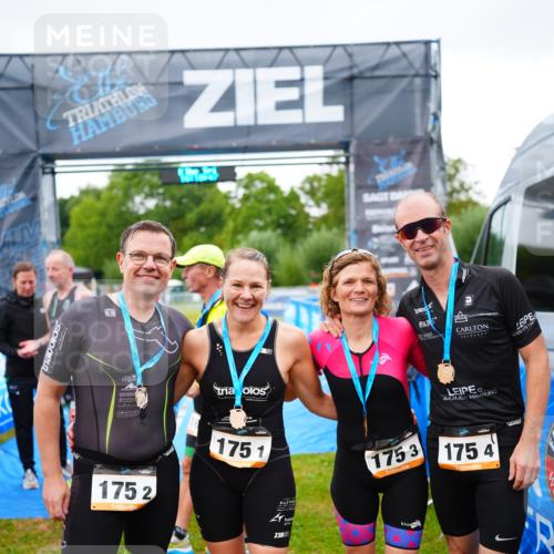 30.08.2026 - Elbe Triathlon Hamburg LAZAROV Photography http://msf.ph/oto/10041255 30.08.2026 16:18:46 Ziel  meine-sportfotos.de