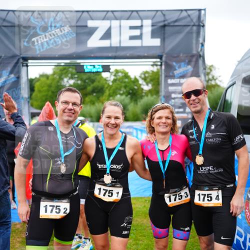 30.08.2026 - Elbe Triathlon Hamburg LAZAROV Photography http://msf.ph/oto/10041273 30.08.2026 16:18:47 Ziel  meine-sportfotos.de